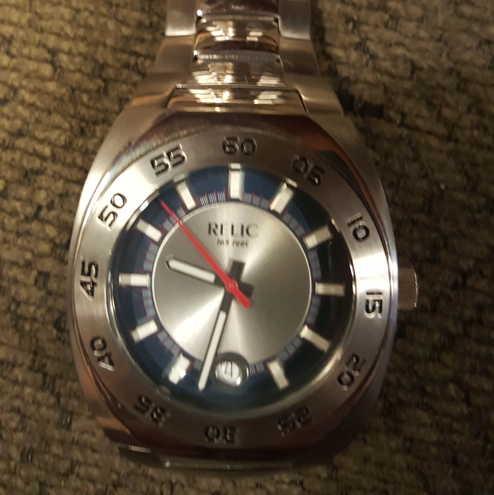 Watch - Picture 3 of 3